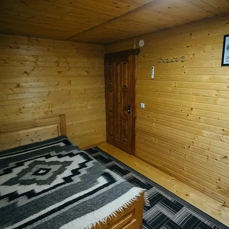 Na Gorbochku U Natali Maison d'hôtes Vorokhta
