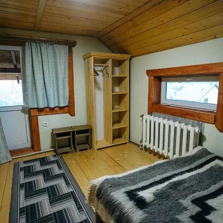 Na Gorbochku U Natali Guest house *