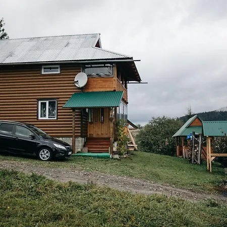 Na Gorbochku U Natali Guest house