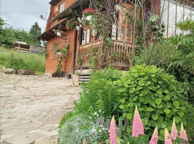 Na Gorbochku U Natali Guest house